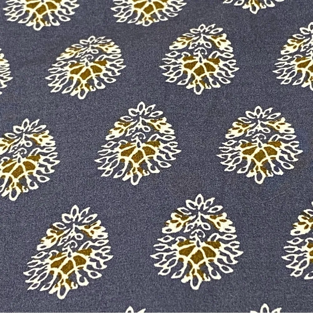 Madewell Blue Medallion Print Tunic XS High Low Hem Button Front Pockets - Image 5