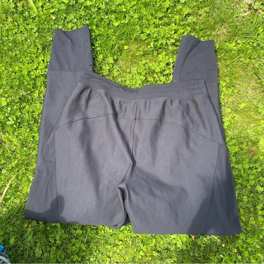 Under Armour Heat Gear Women's Fitted Leggings Size SM Black A040222 - Image 4