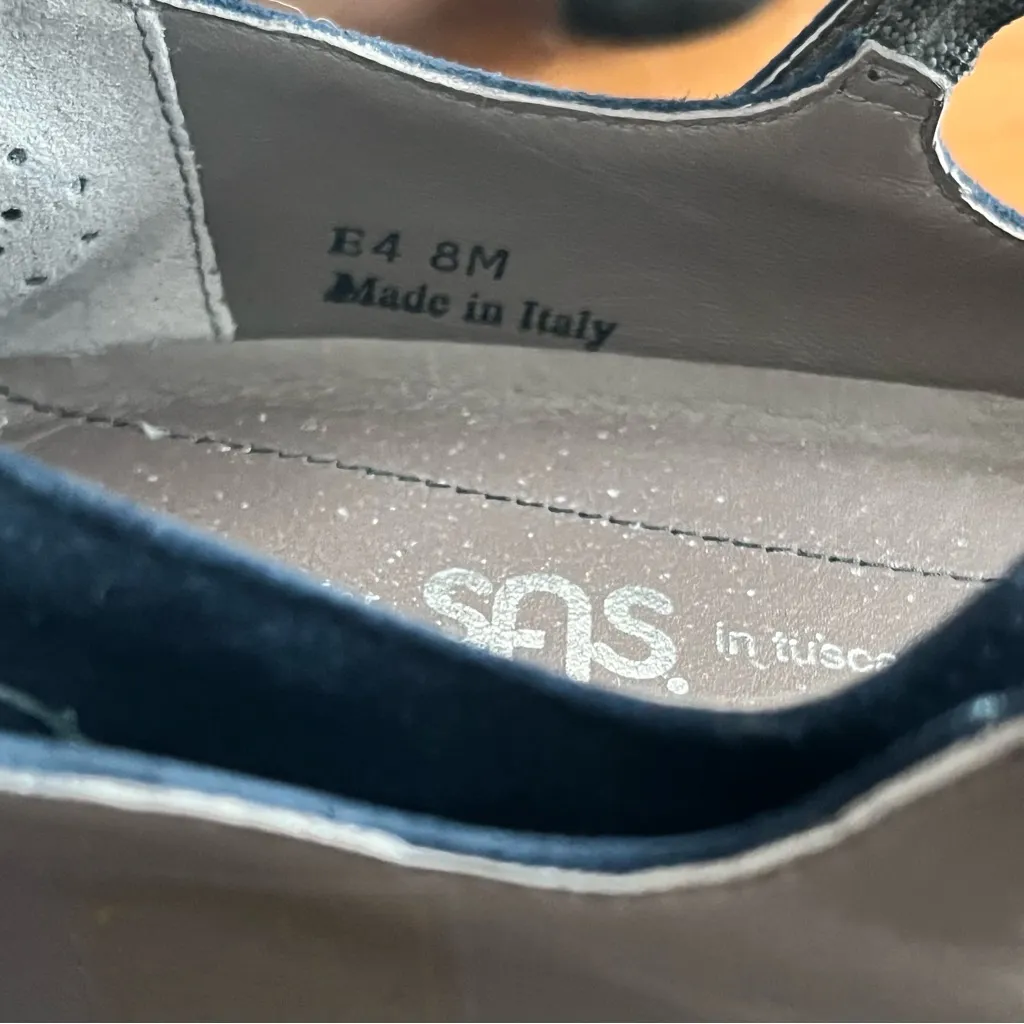 Women’s SAS Cate Mary Jane Kitten Heels Scalloped Italian Leather Size‎ 8M Navy Blue Size 8 - Image 6