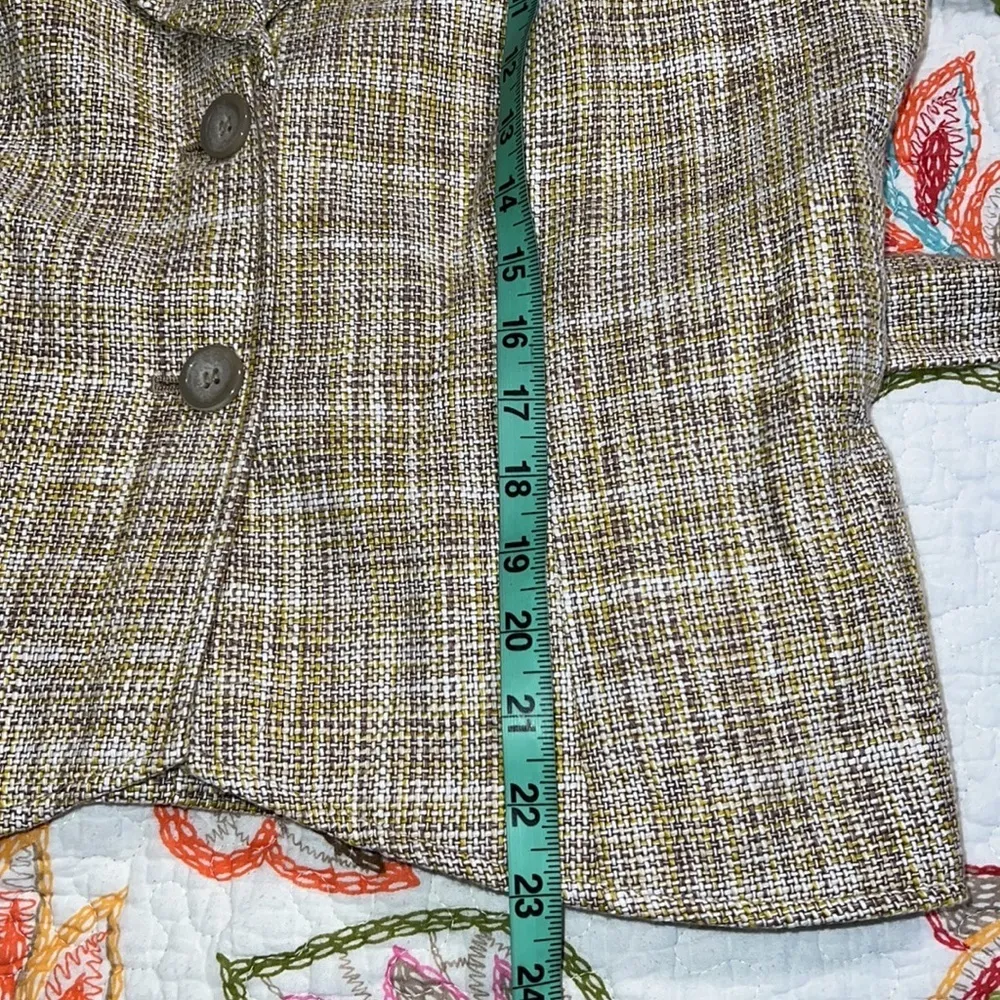 The Limited Collection large gold tan jacket textured with belt three buttons - Image 8