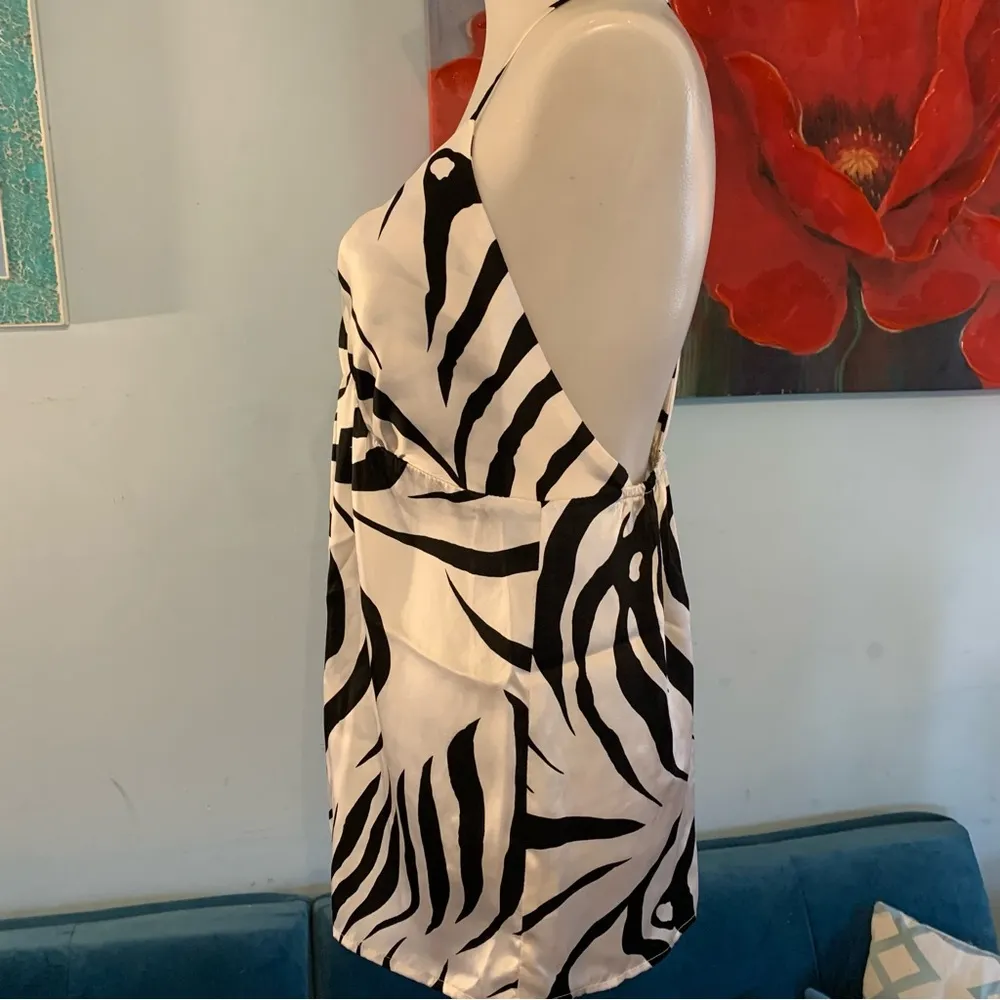 Holly Morgan Top 100% Silk Blouse Halter V Neck Size 6 Zebra Racer Back Mobwife - Image 9