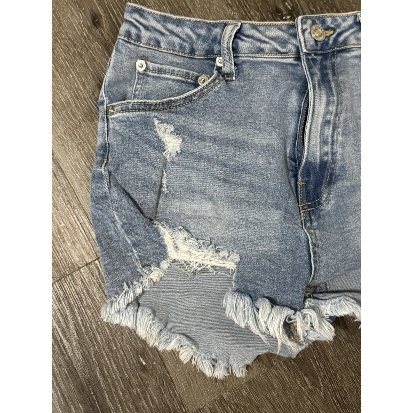 Love Tree Jean Cut Off Shorts, Light Wash, Distressed, Stretchy, Medium - Image 2