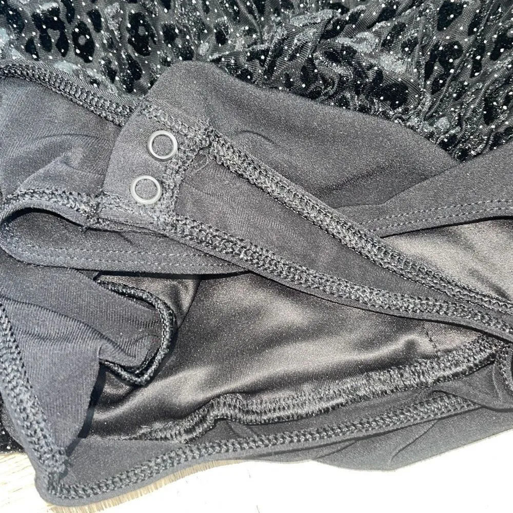 Express Womens Jacquard Velvet‎ Leopard Sparkly Long Sleeve Bodysuit Black XS - Image 8
