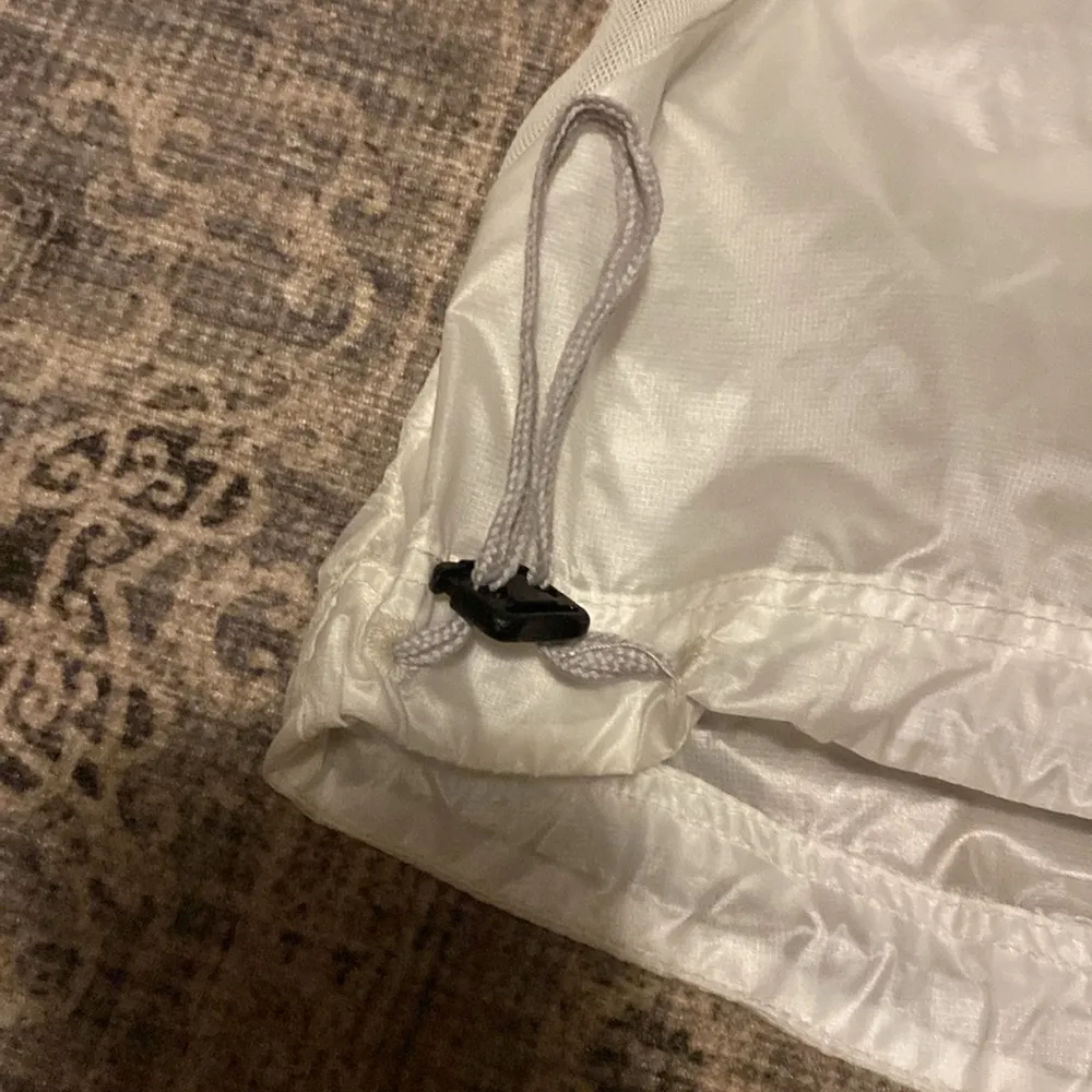 Columbia Light “Rain Jacket”. - Image 5