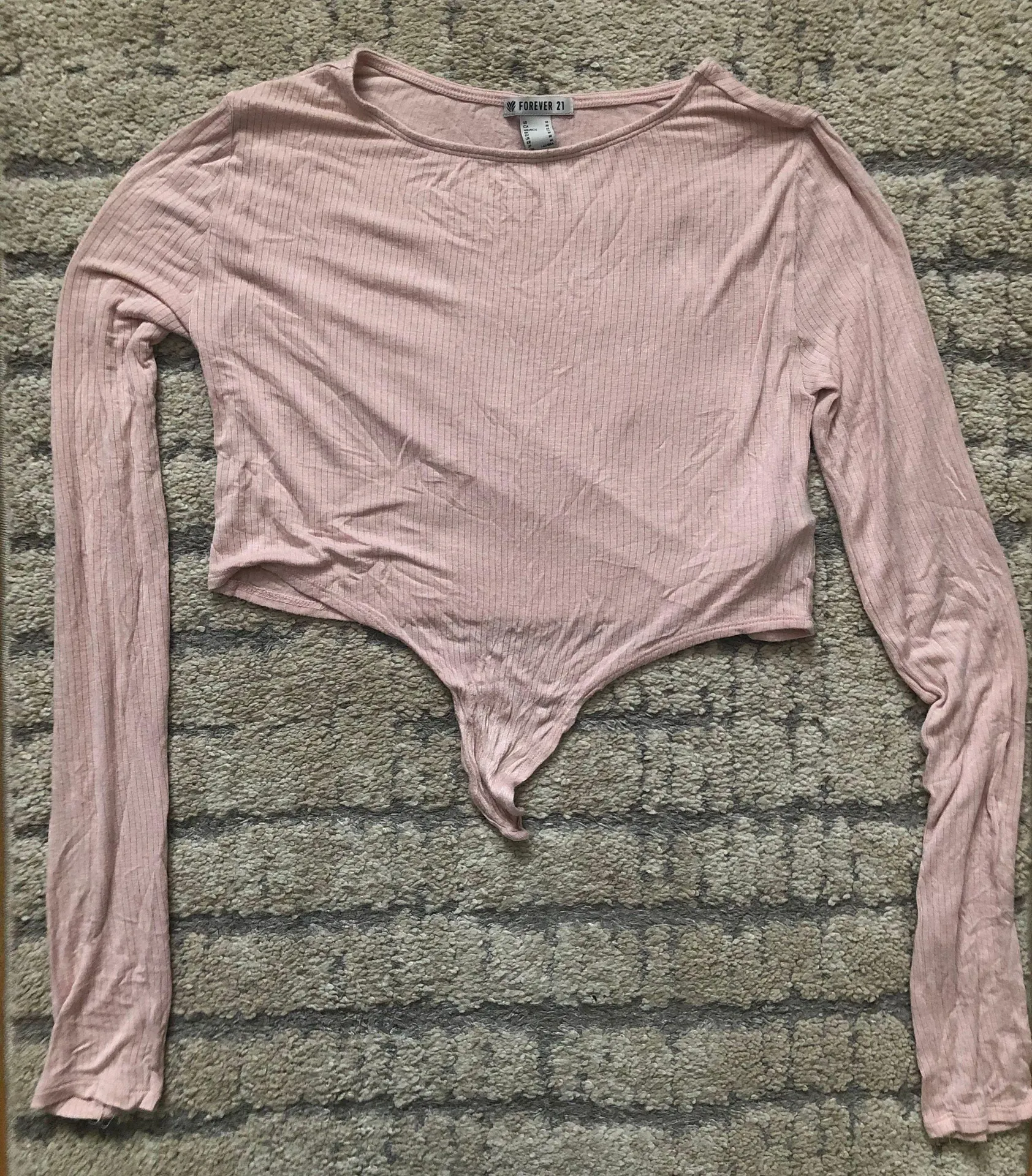 Active Pink Crop Top - Image 3