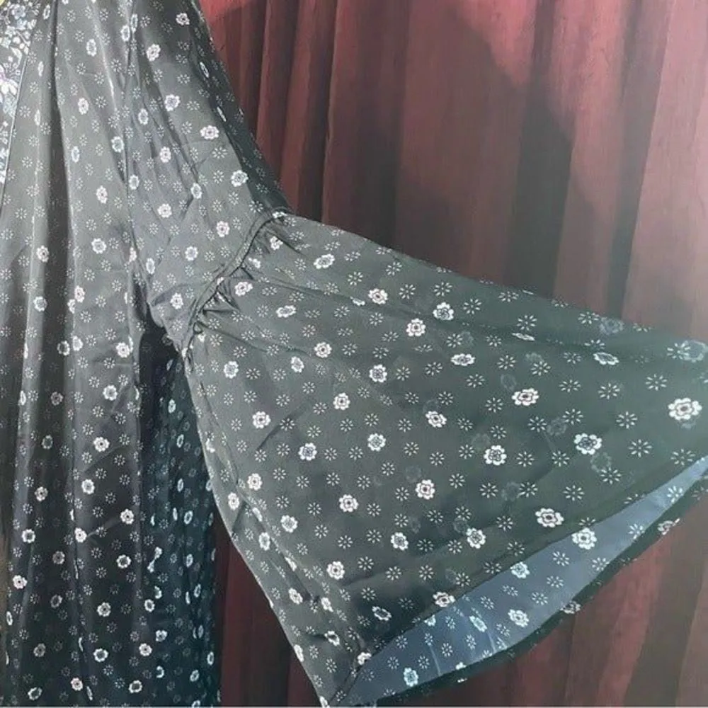 Vera Bradley Sofie Kimono Wrap Robe Holland S/M black floral bell sleeve new. - Image 7