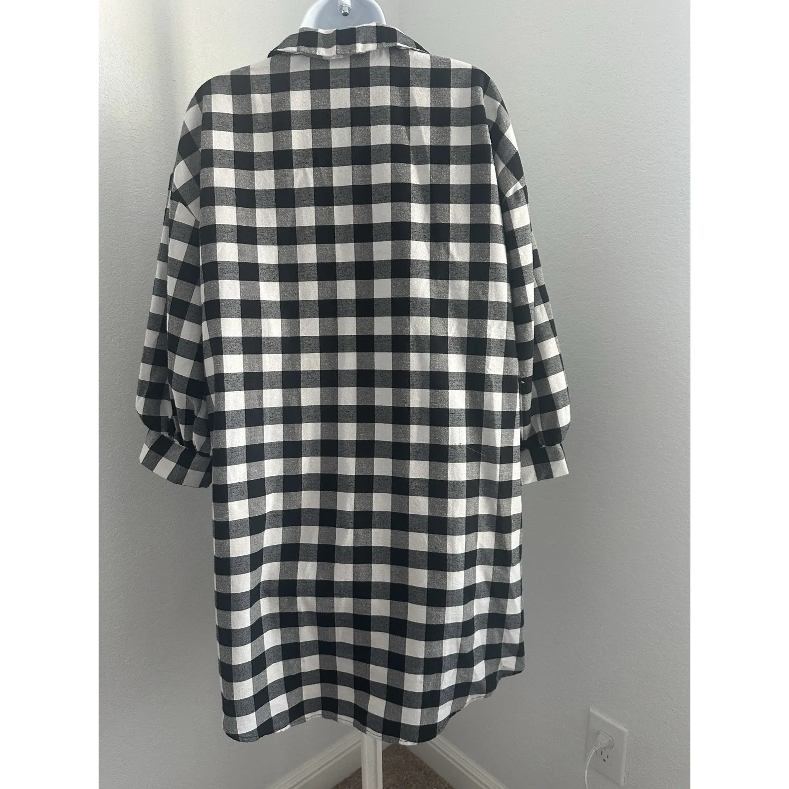 Women's Black and White Buffalo Plain Button Down Tunic by Asos, Sz: 8, (b19) - Image 2