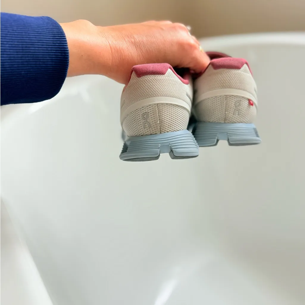 On Running Sneakers in Pink and Cream with Blue Sole size 6.5 $149 - Image 10