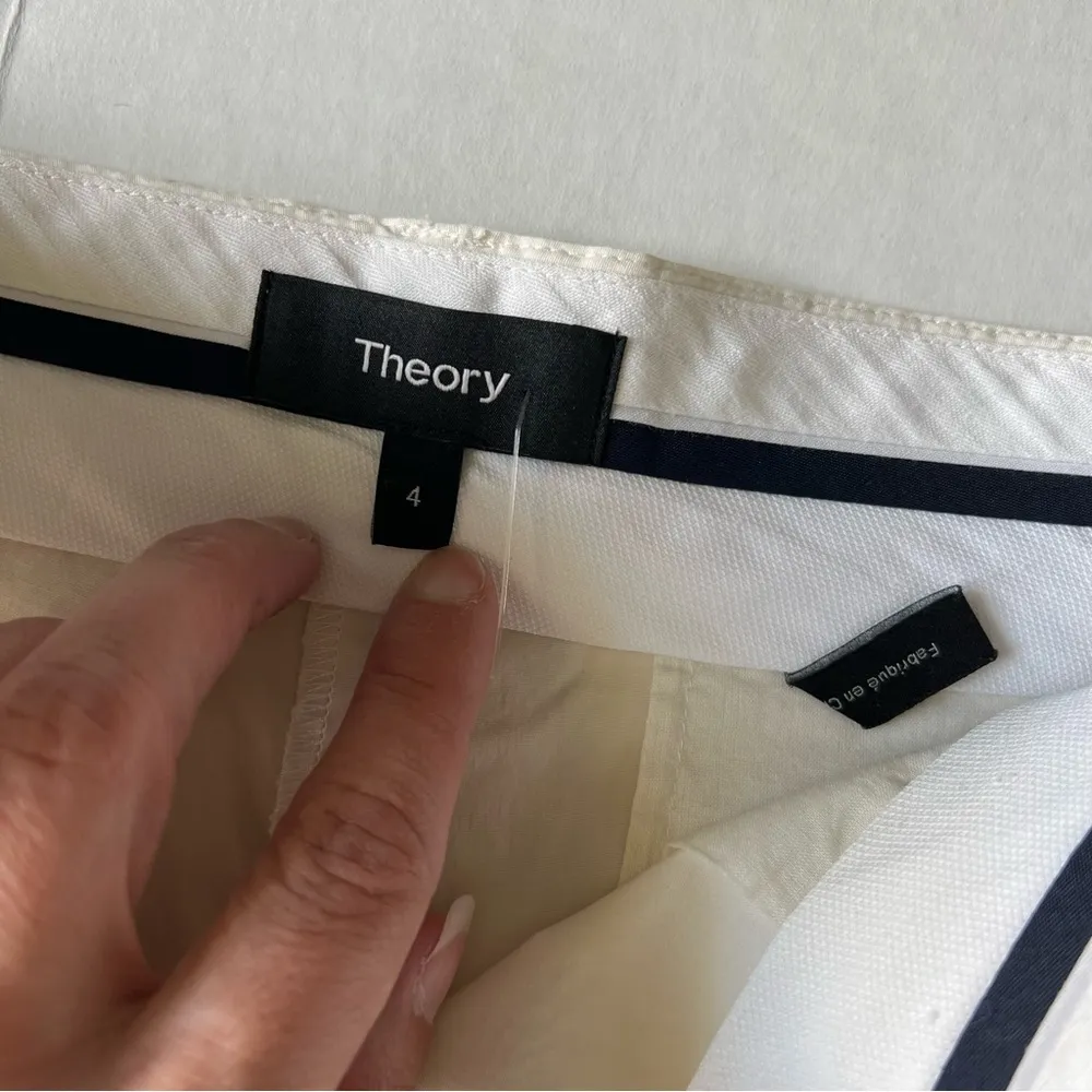 Theory Calila 2 light poplin shorts size 4 - Image 6