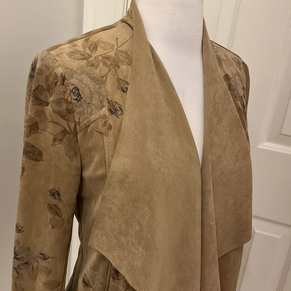 Kut From The Kloth Tayanita Faux Suede Floral Jacket - Image 6