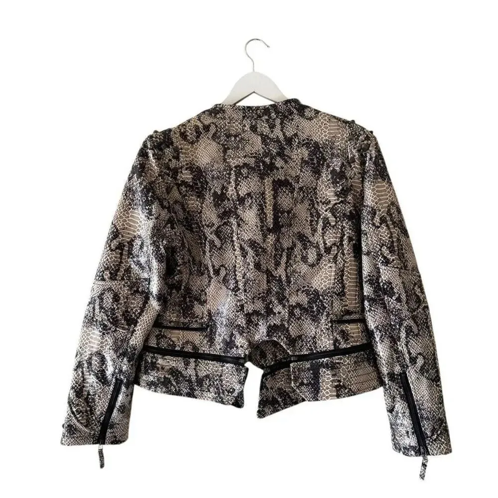 chouyatou Women's Studded Perfect Fit Faux Leather Moto Biker Jacket SZ L Black Size L - Image 5