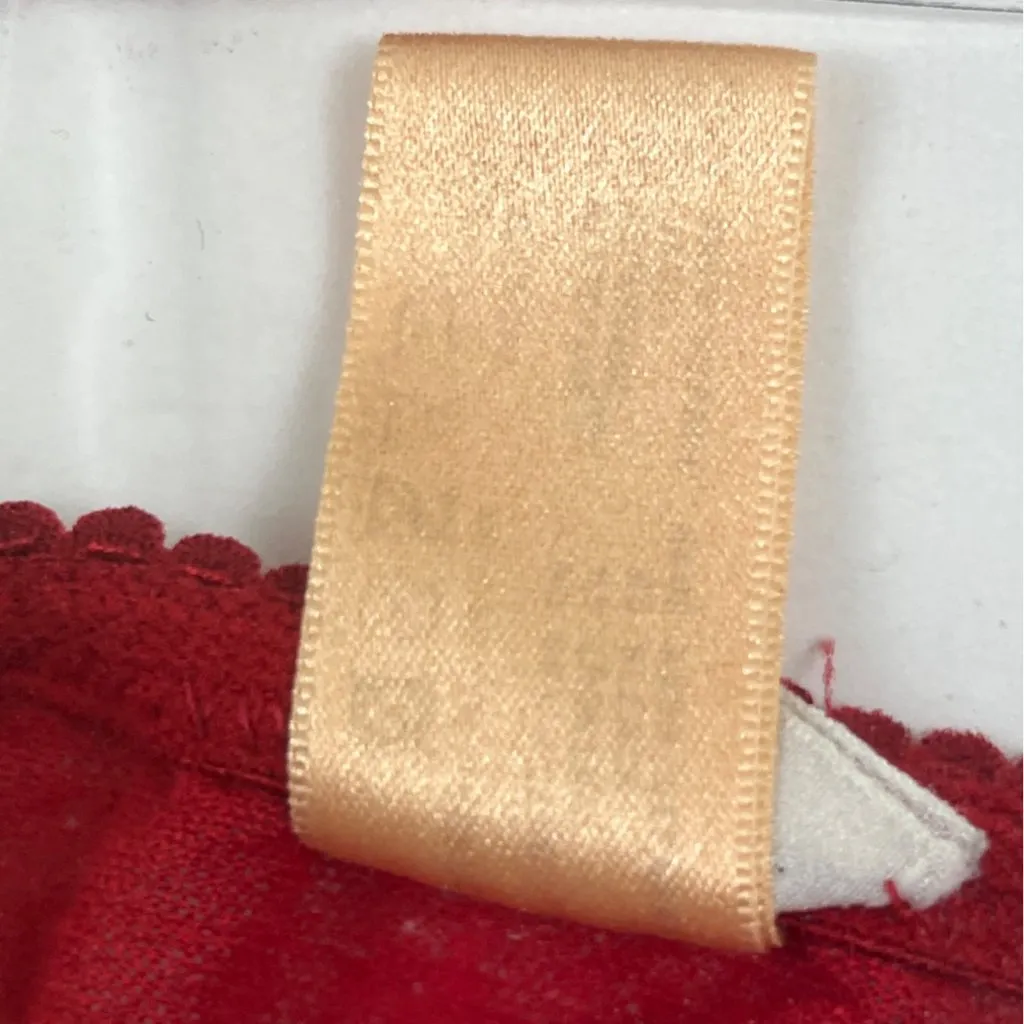 Capucine Red Lace French - Image 5