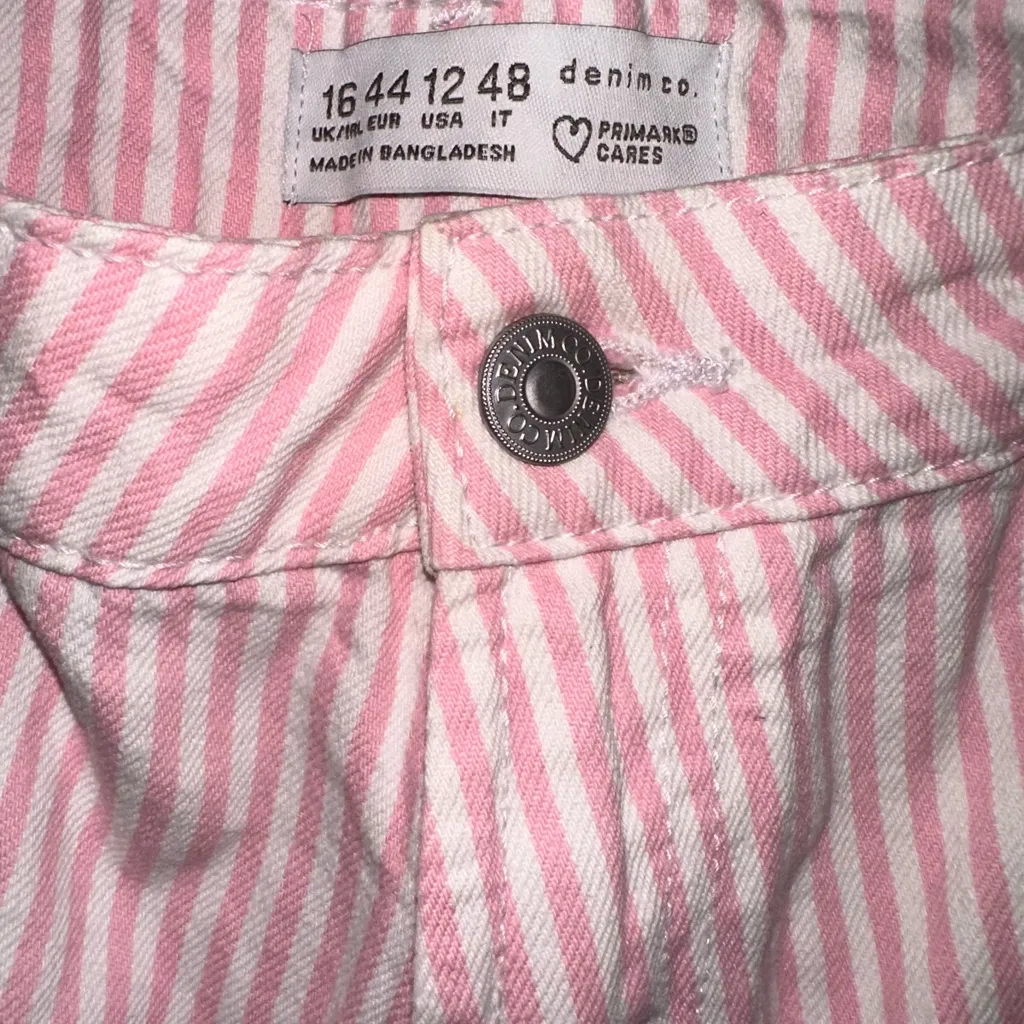 Primark pink and white striped shorts - Image 2