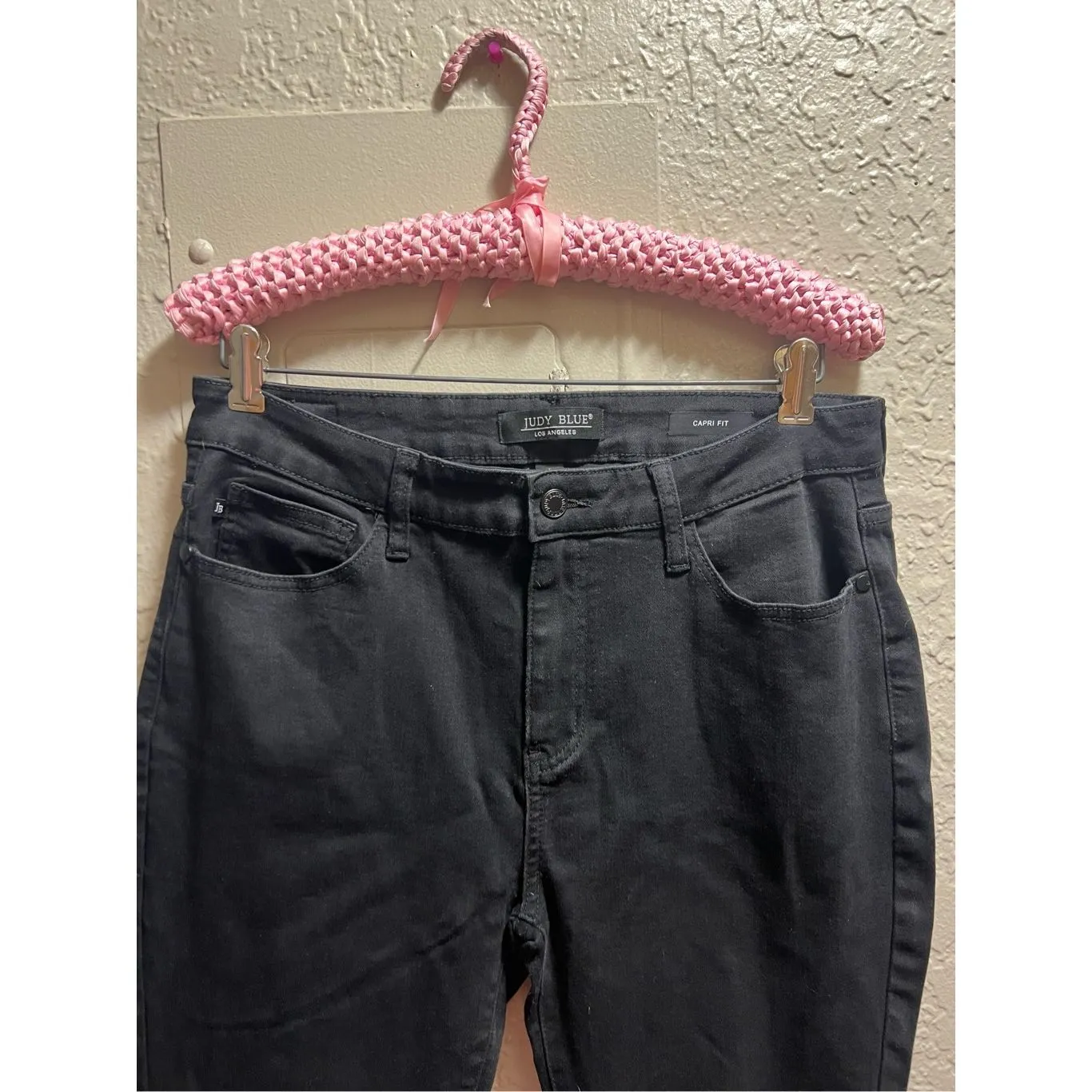 Judy Blue Black Capri Fit Jeans Woman’s Size 31 - Image 3