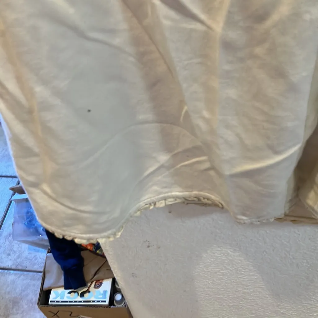 FINAL MARKDOWN Subtle tones skirt xs/s large please read - Image 2