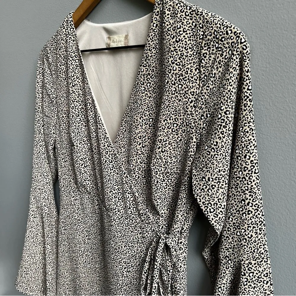 Altar’d State Casaday Leopard Print Wrap Dress Long Bell Sleeve Minidress XS - Image 4