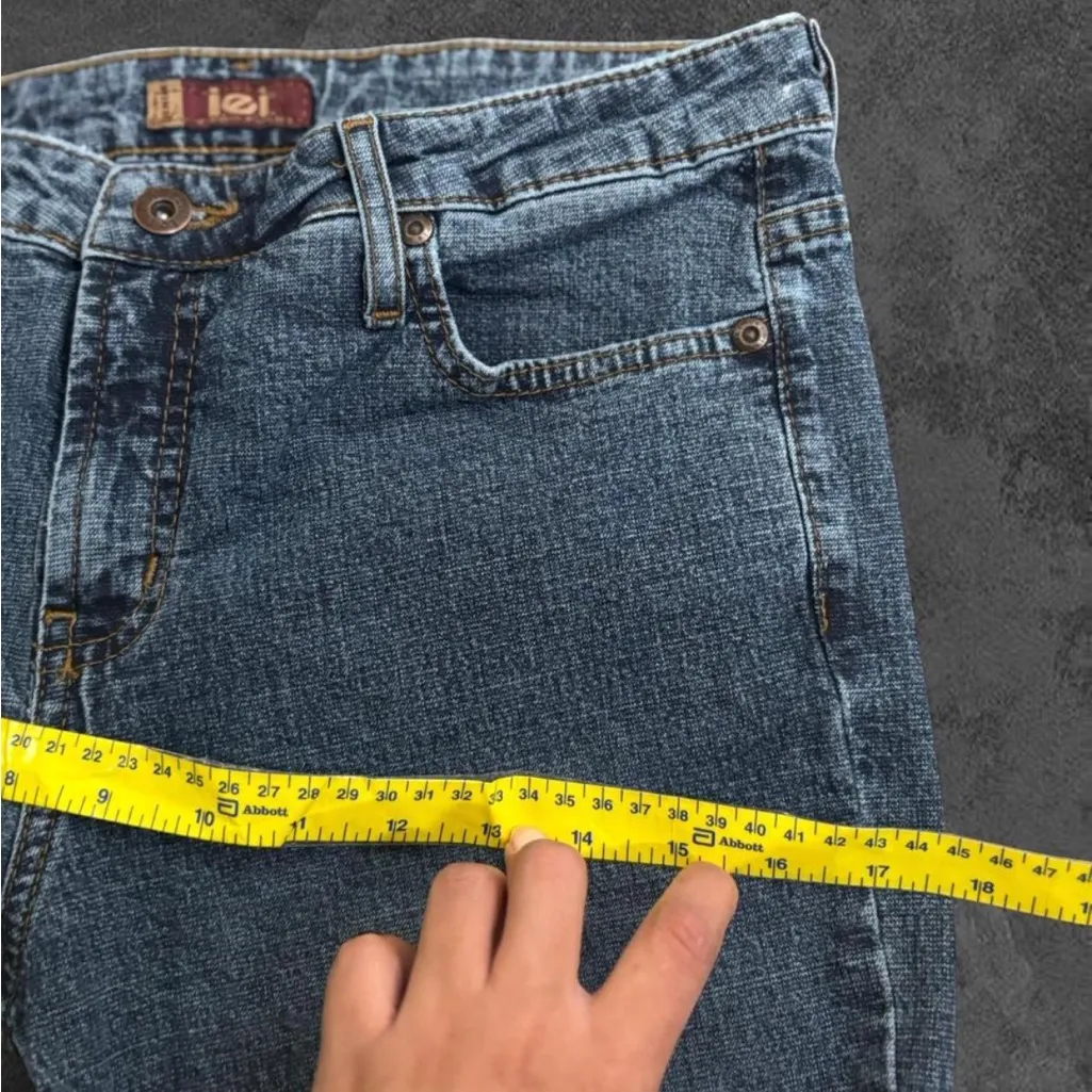 LEI Dark Blue Flare Women's Jeans Size 26 - Image 5