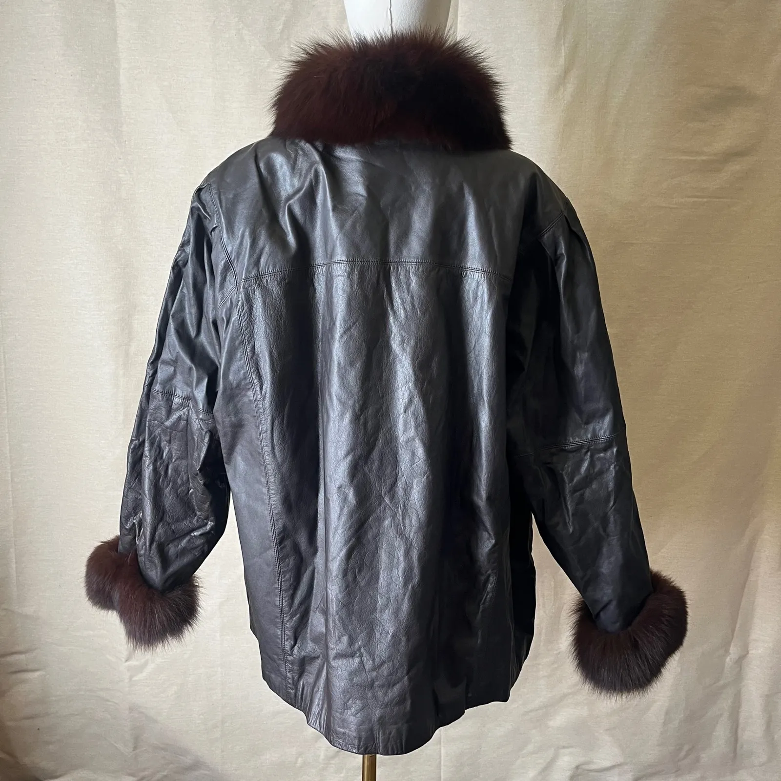 Vintage 1980s Roxciticus Leather Fox Fur Oversized Coat M/L Espresso Brown Luxe Size L - Image 5