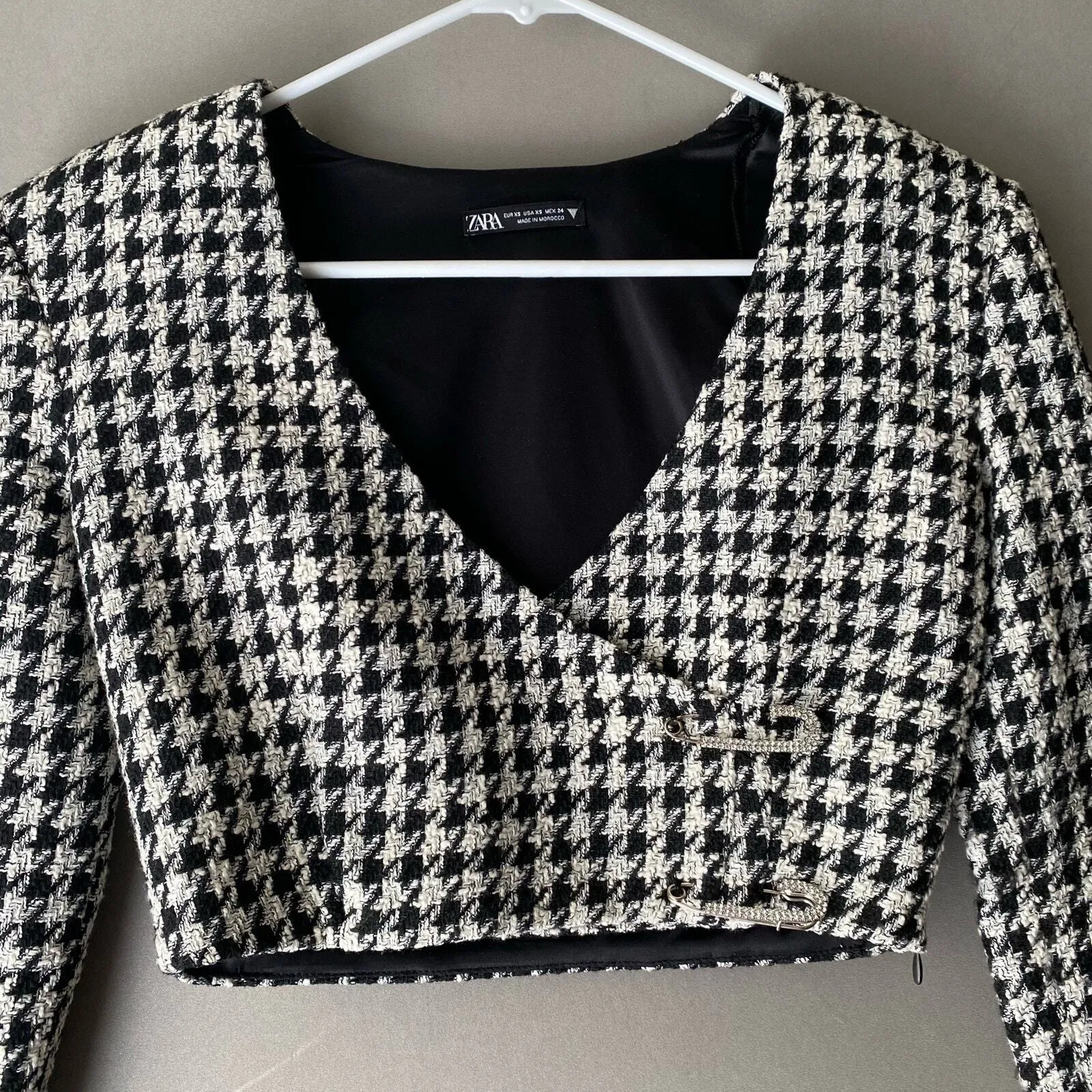 Zara sz‎ S tweed houndstooth jewel pins cropped blazer - Image 2