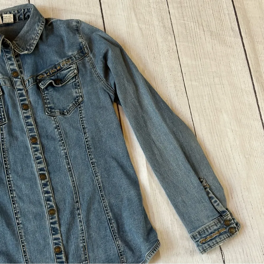 Vintage Hard Rock Cafe Philadelphia size XL women’s blue denim jacket - Image 3