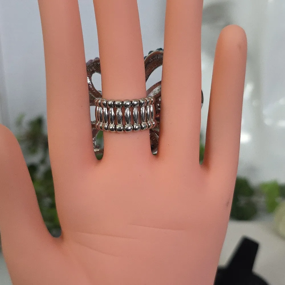 Large Statement Multi Color Bow Stretch Ring Red - Image 7