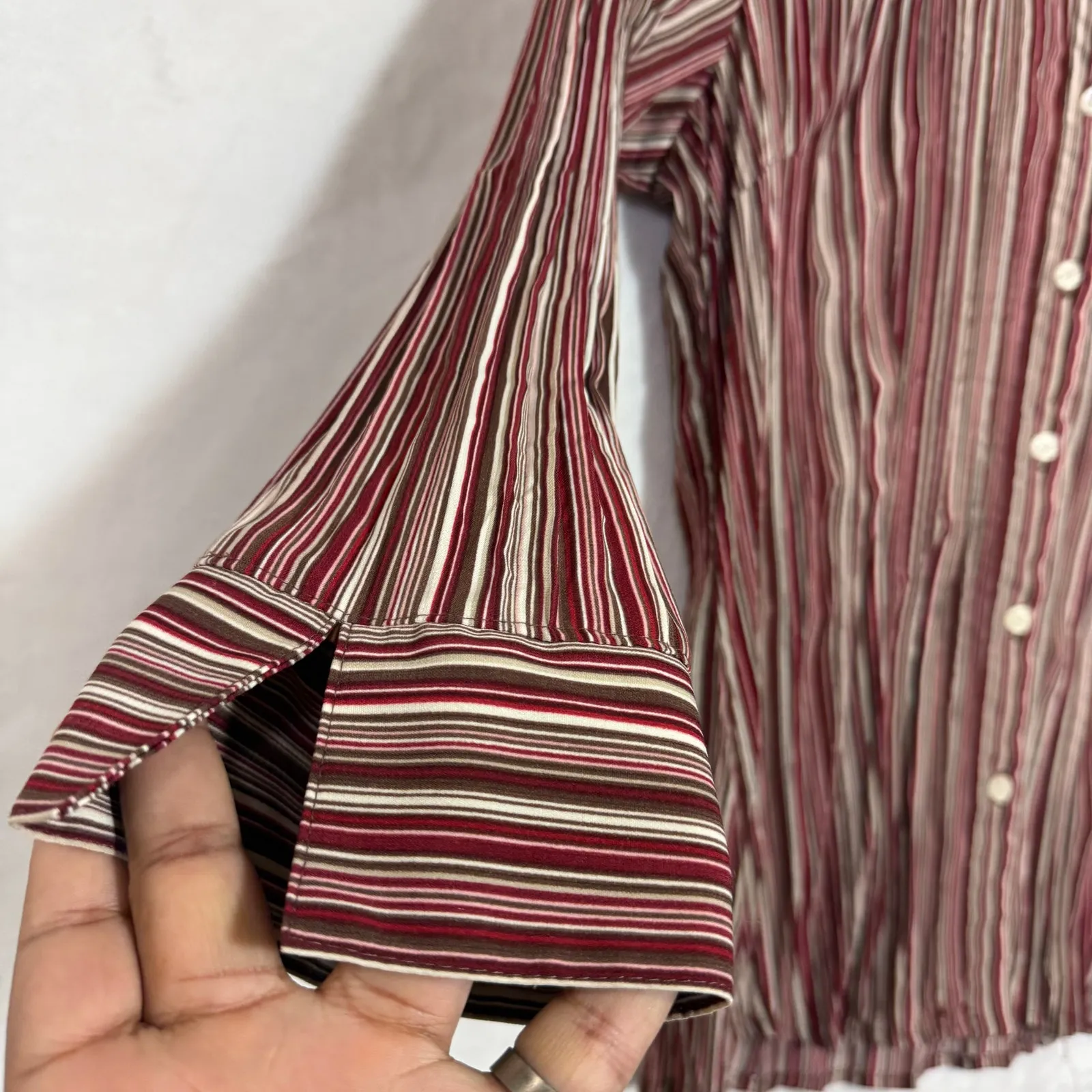 Apt. 9  Stretch Small Striped Red 3/4 Sleeve Top V-Neck Buttoned Retro Y2K‎ Work - Image 5