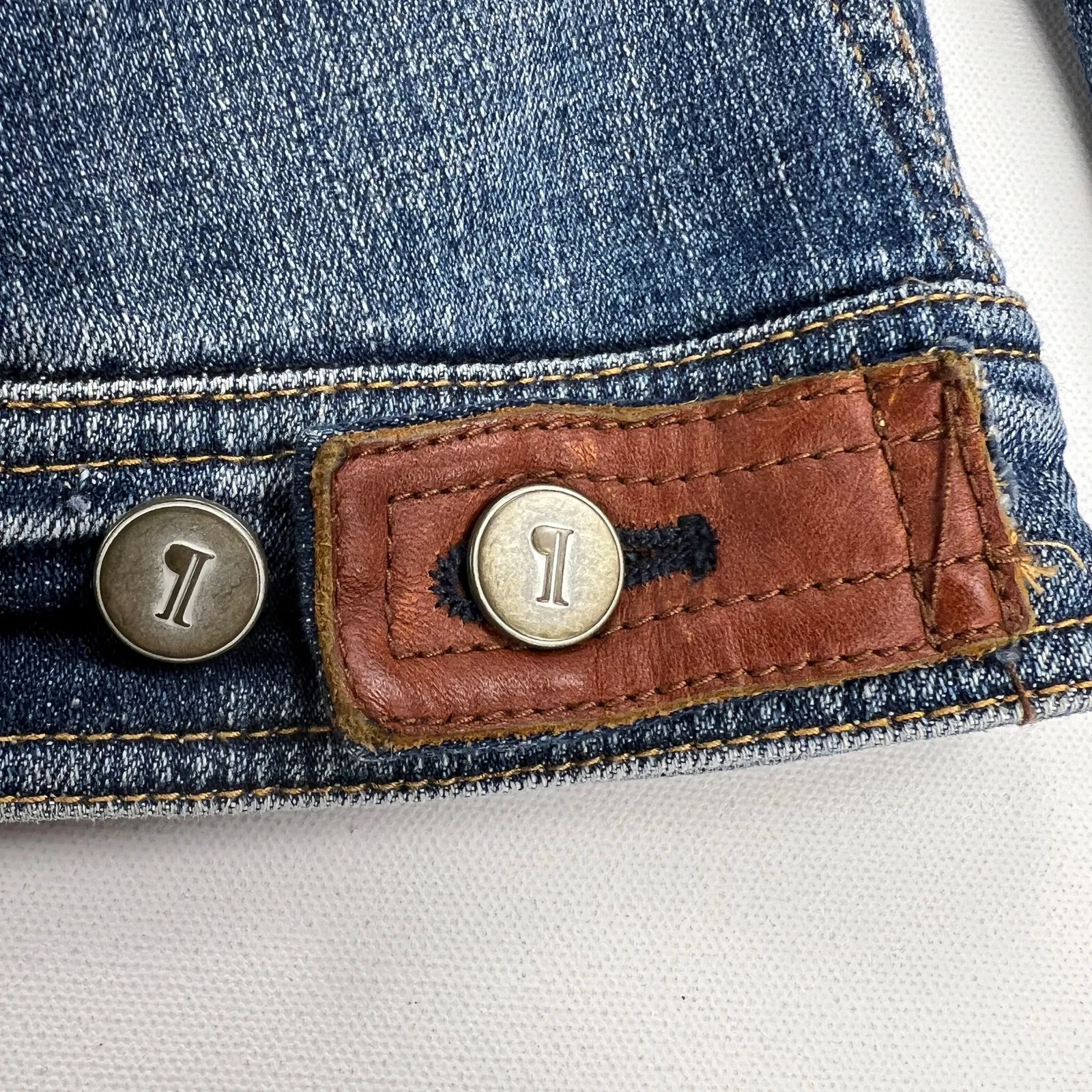 Pilcro and the Letterpress Denim Jean Jacket Leather Tabs Medium Wash Size S - Image 7