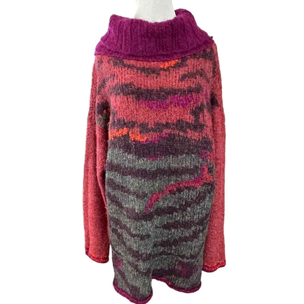 Free People Oversized Chunky Knit Tiger Eye Turtleneck Medium Wool Alpaca Mohair - Image 4