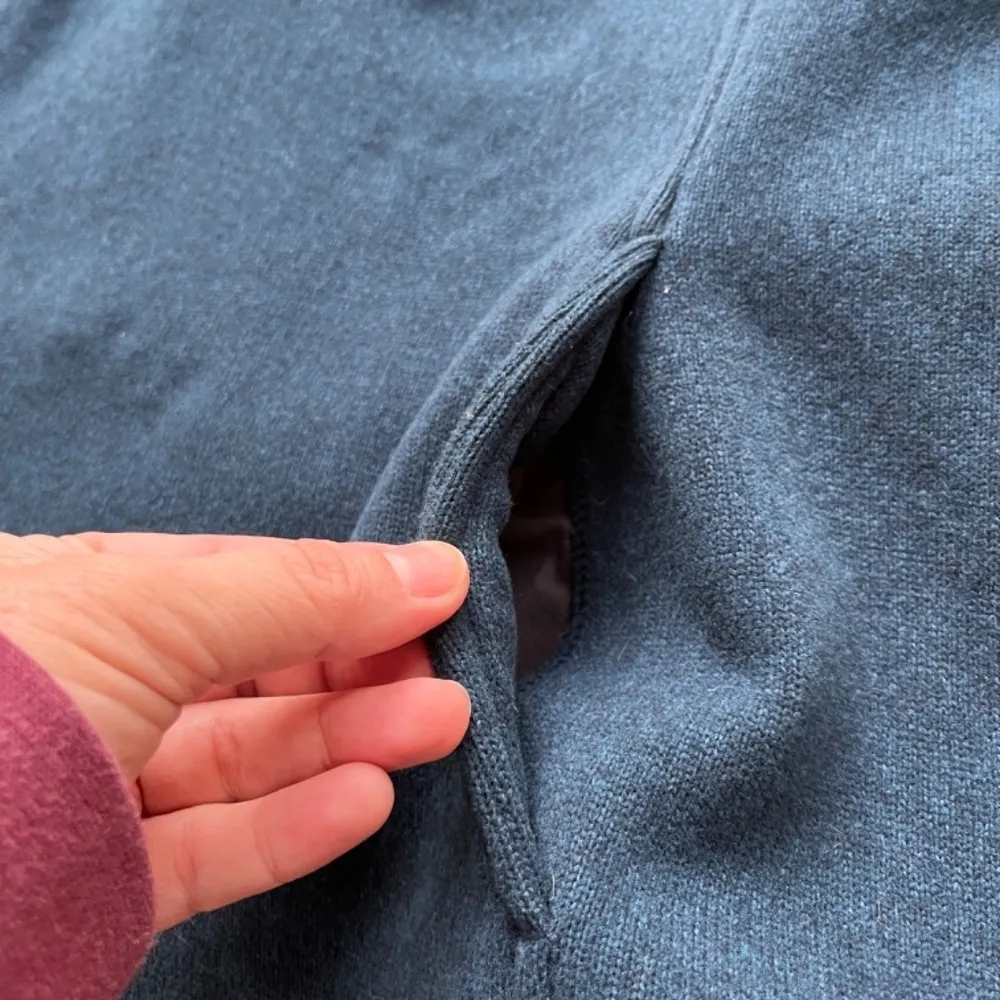 Eastern Mountain Sports Blue Pullover Sweater Fleece V Neck Pockets, Size L - Image 4