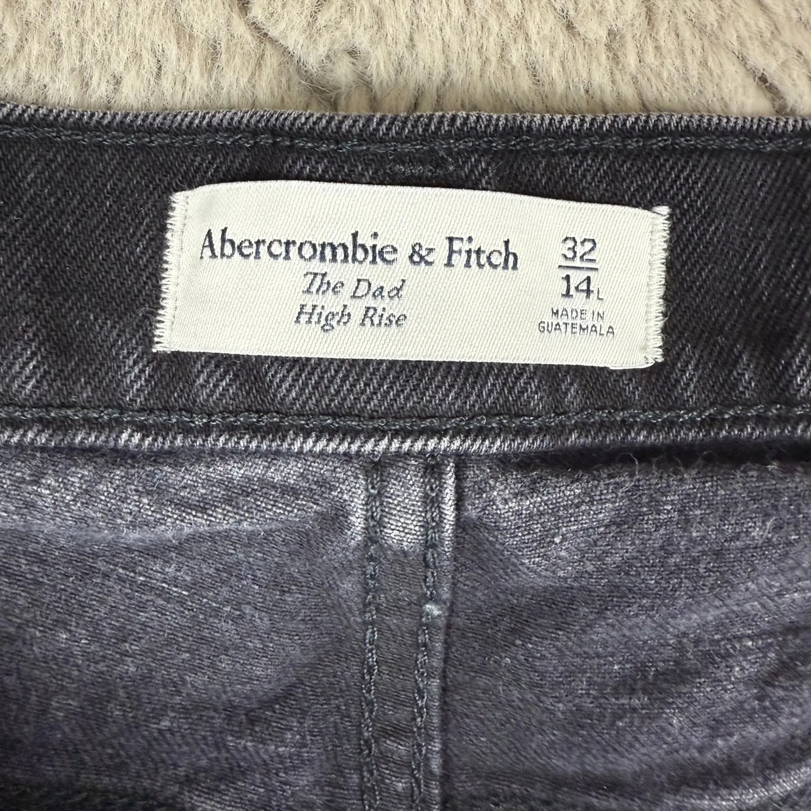 Abercrombie & Fitch The Dad High Rise Black Wash Denim Jeans‎ Size 32 14L - Image 5