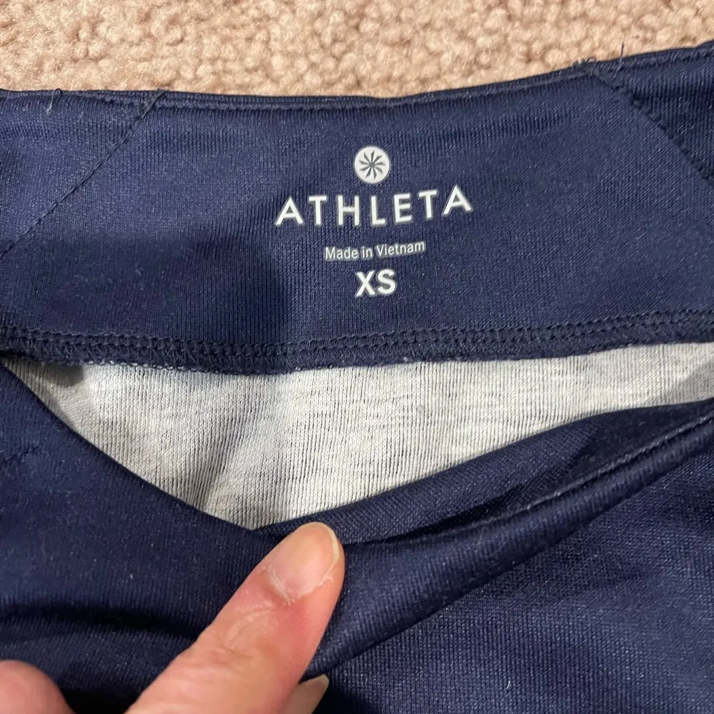 Women's ATHLETA Y2k colorblock foam scuba pullover sweatshirt - Image 2