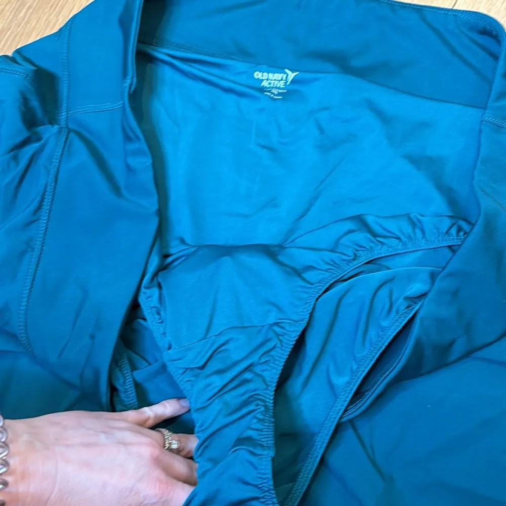 Old Navy Running Shorts Stretch Tech Teal NWT Size XXL - Image 3