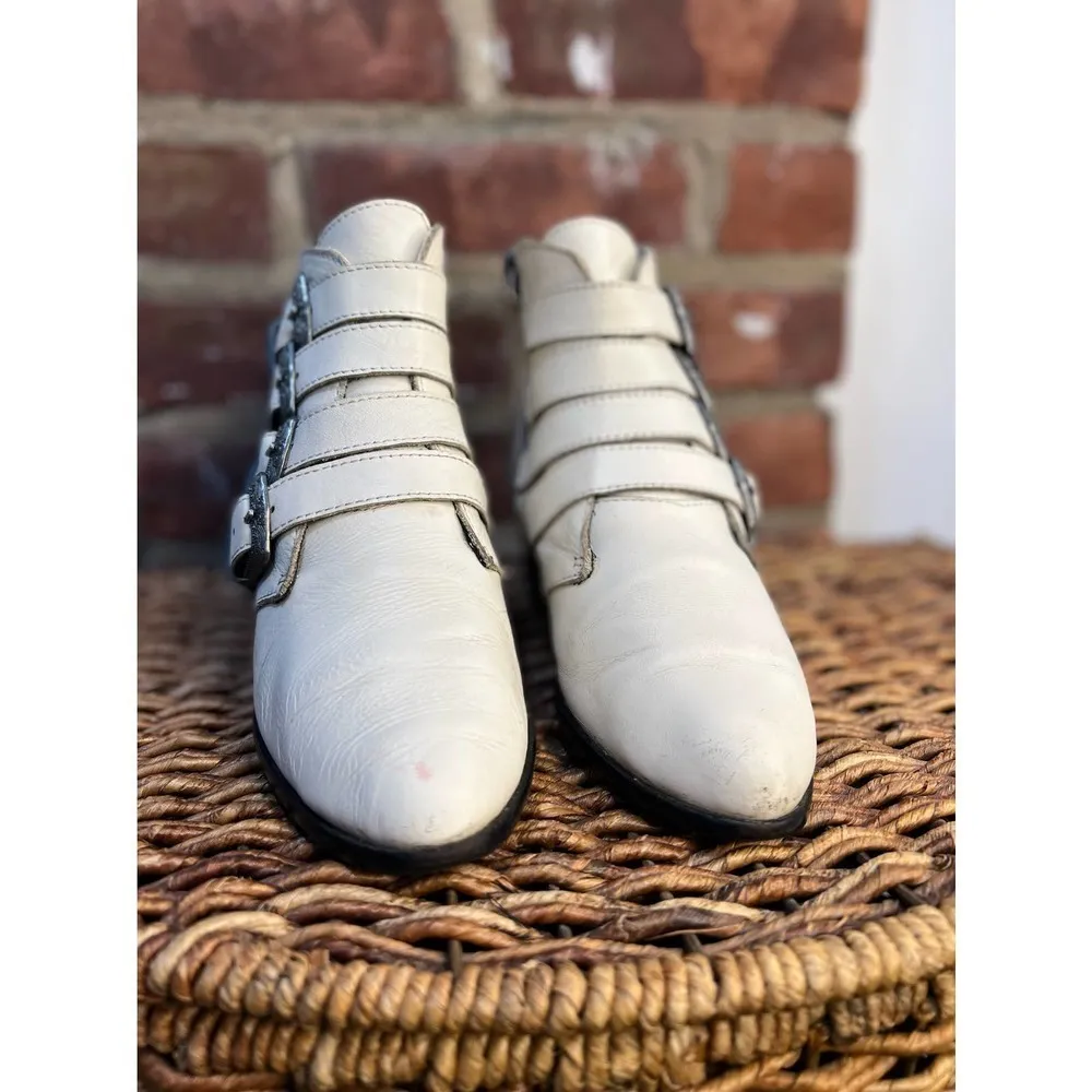 Steve Madden Western Buckle Billy Booties White Leather - Image 8