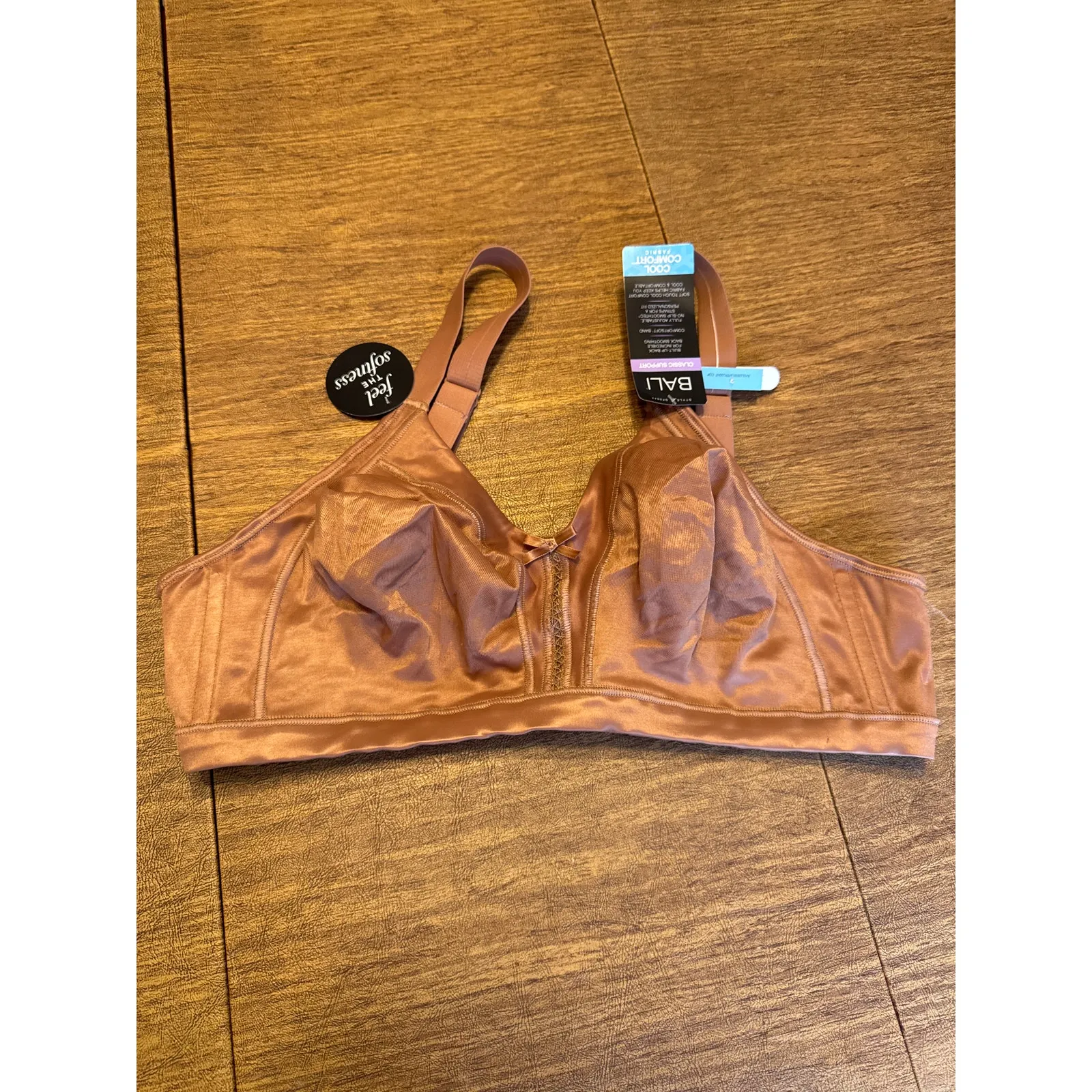 Brand New Bali Women's Size 40C Double Support Soft Touch Back Smoothing Bra - Image 7