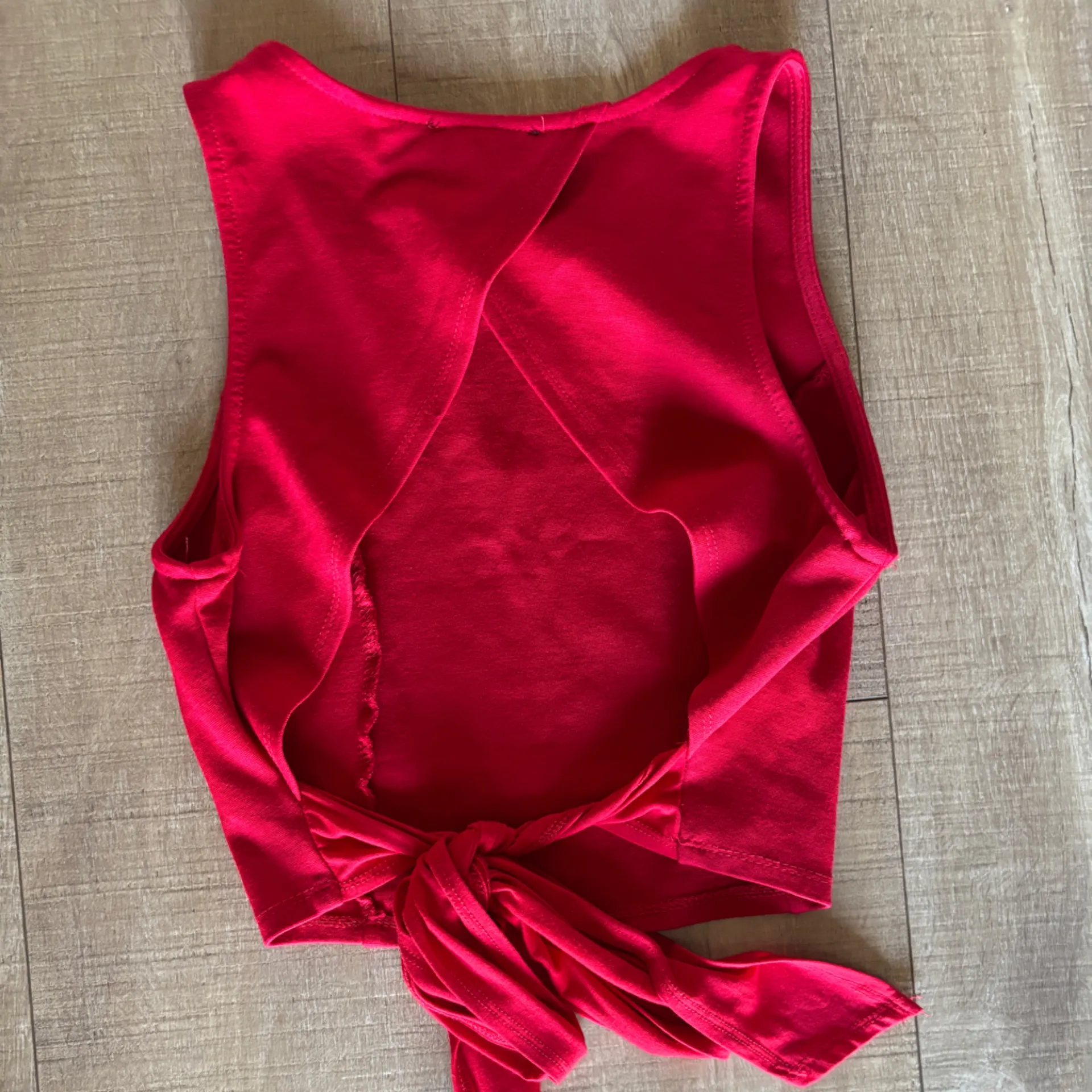 Lulus Let's Tie It Red Tie-Back Cropped Tank Top - Image 5