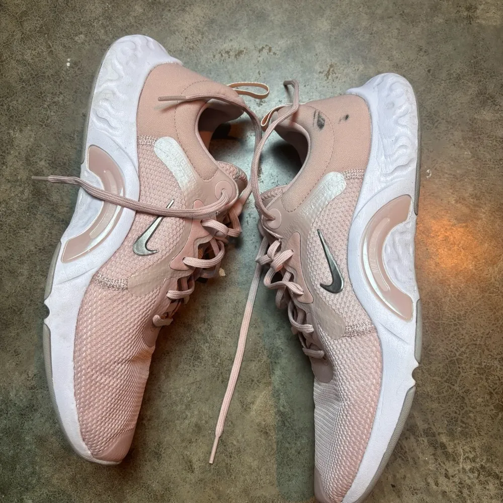 DA1349-600 Nike Renew In-Season TR Athletic Shoes Women's Sneakers Pink size 10 - Image 7