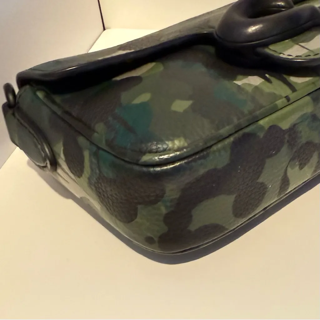 Coach Green/Black Camo Soft Tabby 18 Crossbody Bag CC104 NWOT - Rare and HTF! - Image 9