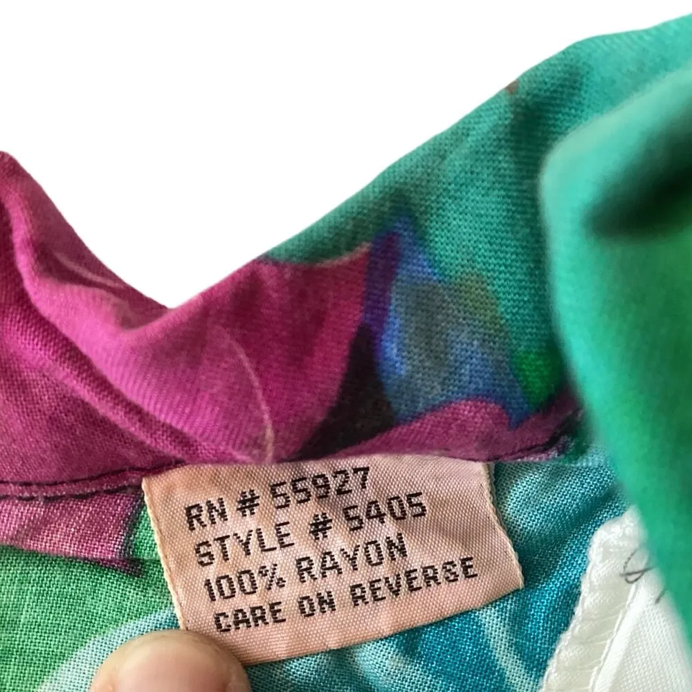 Jaclyn Smith Floral Button Down - Image 5