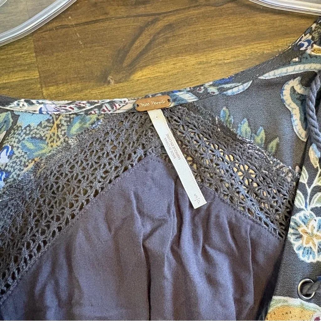 Free People Flowy Paisley Tunic Mini Dress Lace Up Wide Sleeves Small Floral - Image 4