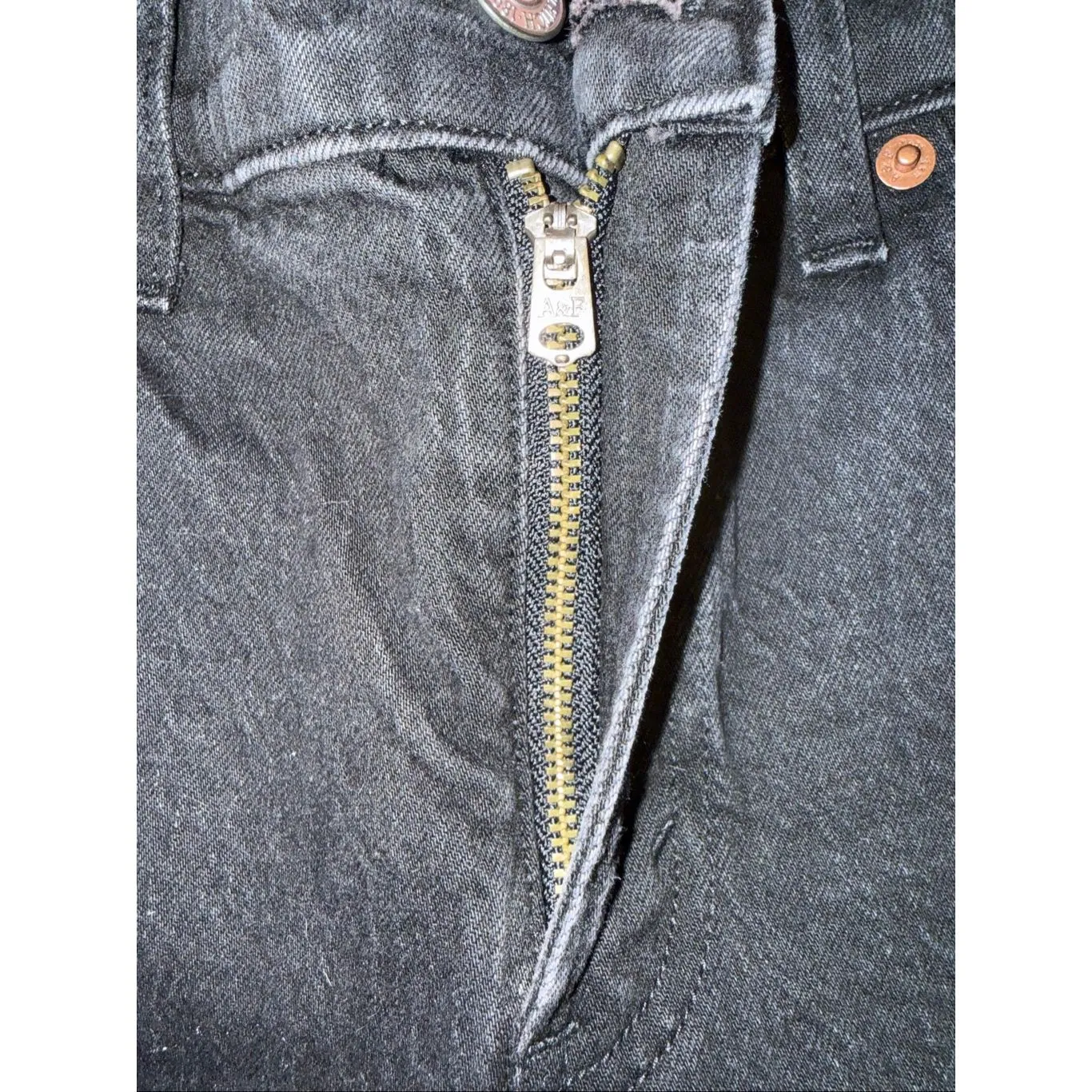 Abercrombie & Fitch The Bootcut Mid Rise Black Denim Non Ripped Sz 26 #770 - Image 6