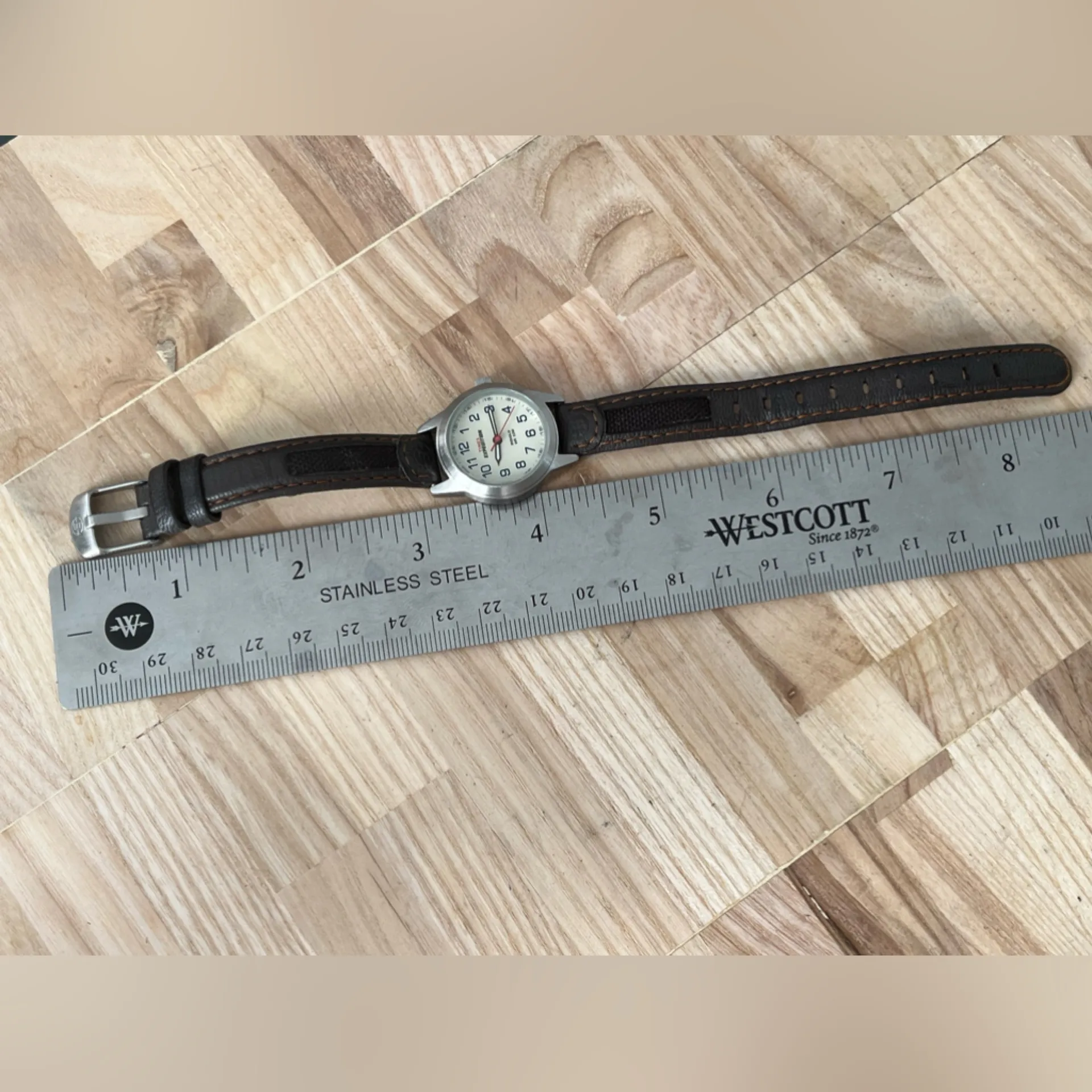 Timex Expedition Ladies Watch Indiglo Light-Up Dial Stainless Case Leather Strap - Image 11