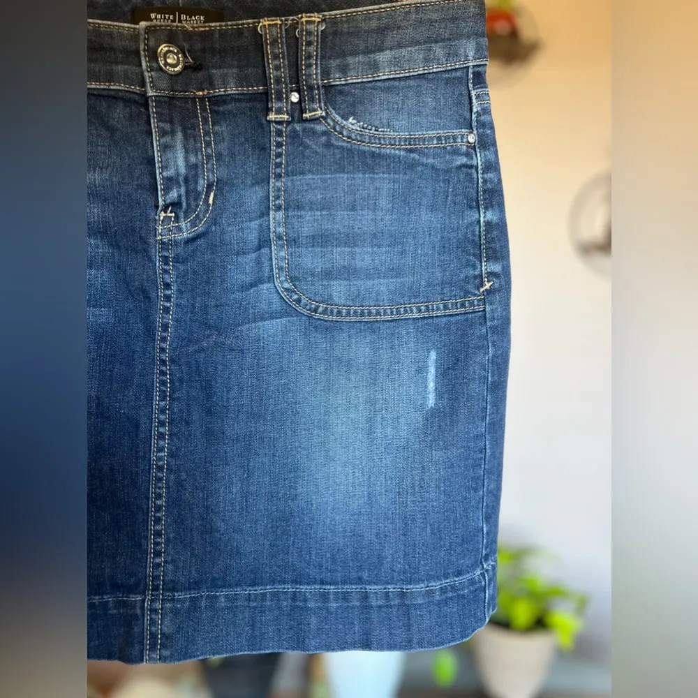 White House Black Market Jean Skirt with Embellished and Braided Pockets - Image 5