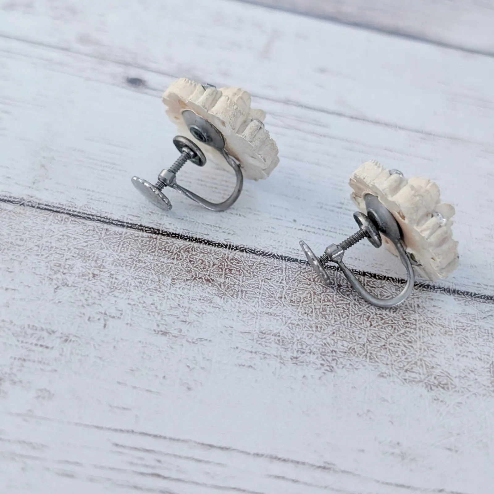 Vintage Screw On Earrings Pretty Cream Flower with Clear Gems - Image 4