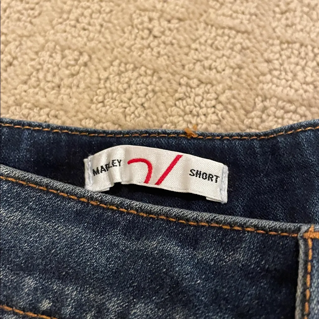 Vigoss  Marley mid rise short - Image 3