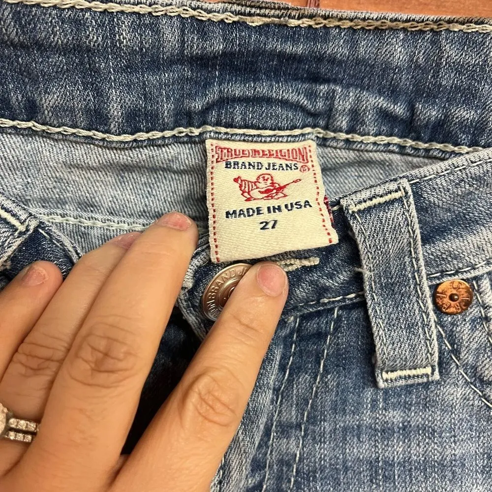 True Religion Rainbow Embroidered Jorts Size 27 USA Made  Y2K Knee-Length Jean - Image 6