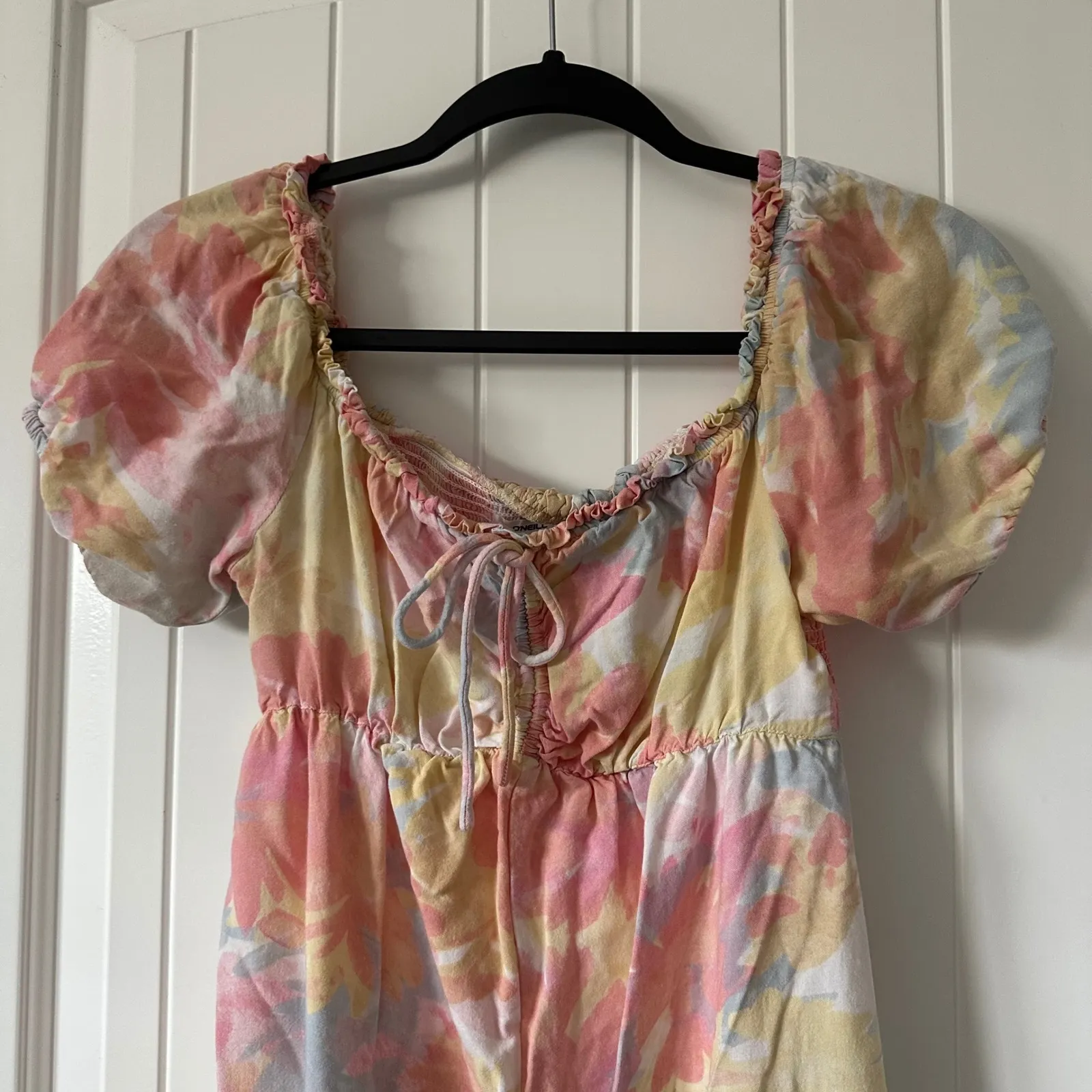 O'Neill Smocked Midi Dress Floral Print Puff‎ Sleeve Tie Front XS - Image 2