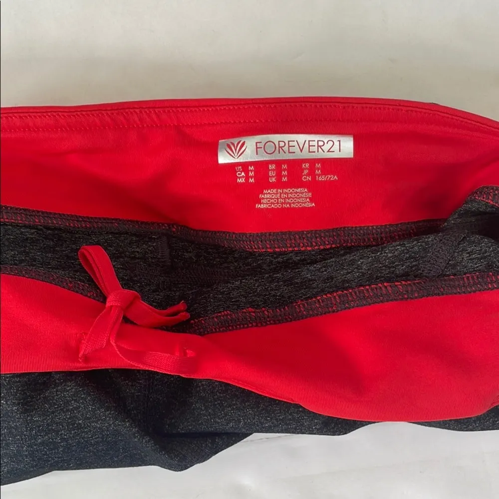 Forever 21 Charcoal Grey Throwback Athletic Shorts Stretchy Comfort Medium - Image 7