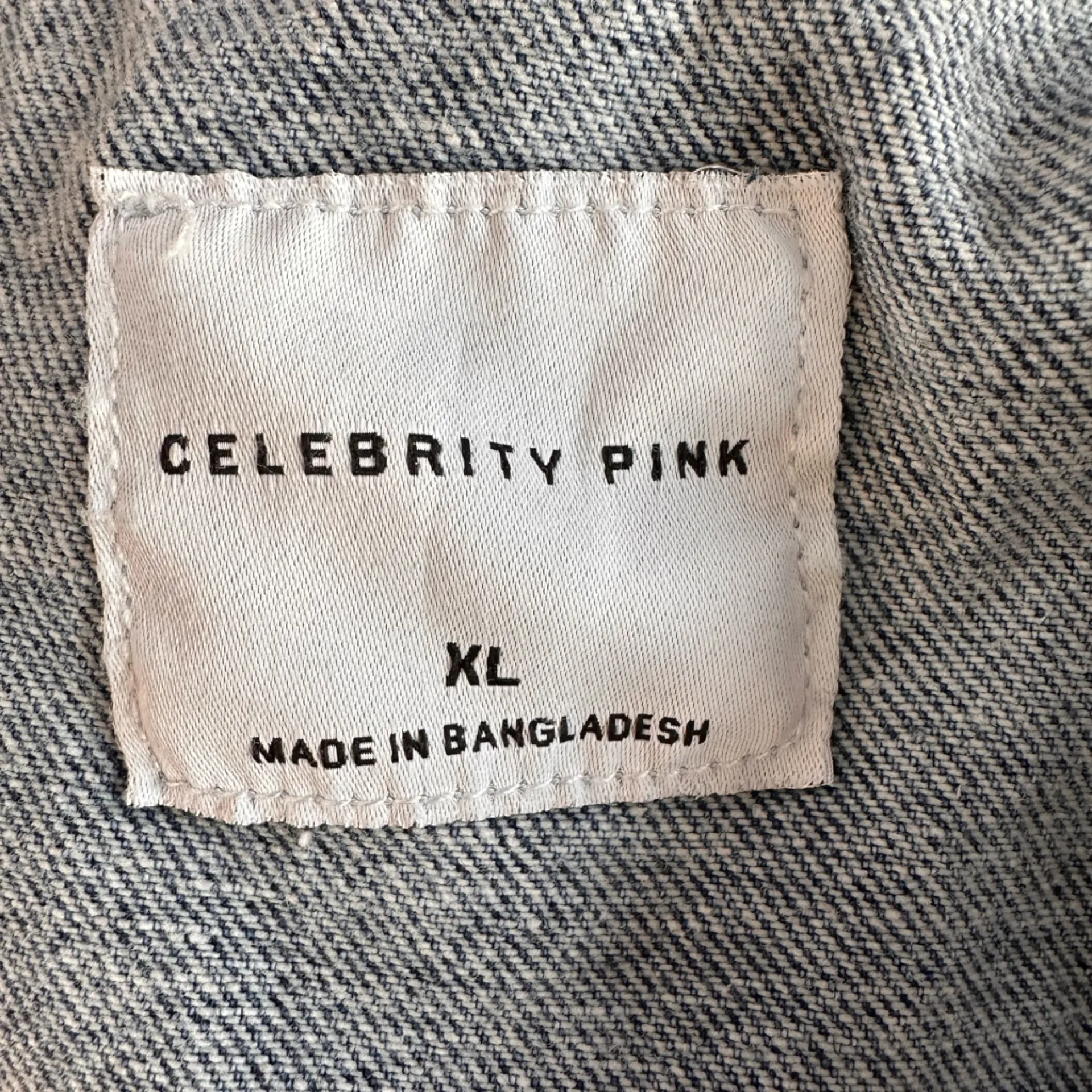 Celebrity Pink Oversized Shacket Button Down With Chest Pockets Acid Wash Denim - Image 6