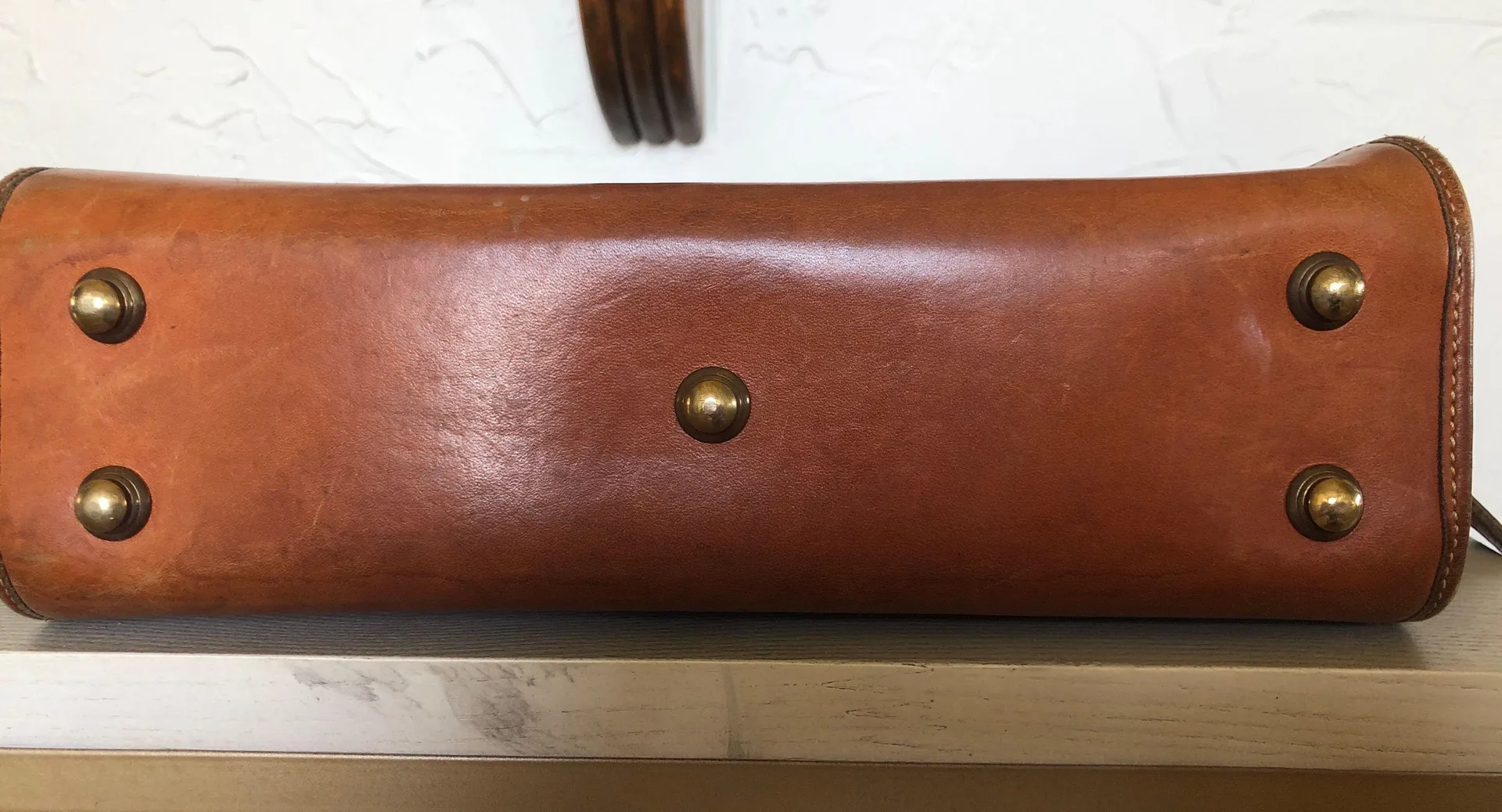 Pebble Grain Zip Cross-body Purse - Image 4