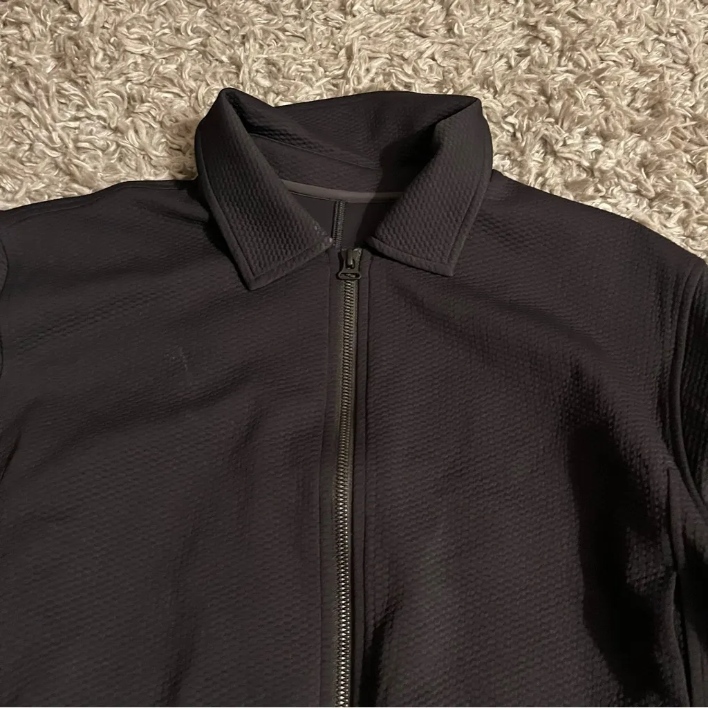 Lululemon bubble knit zip up size 10 - Image 4